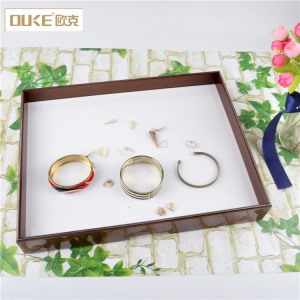 深圳廠家定制生產亞克力珠寶展示托盤